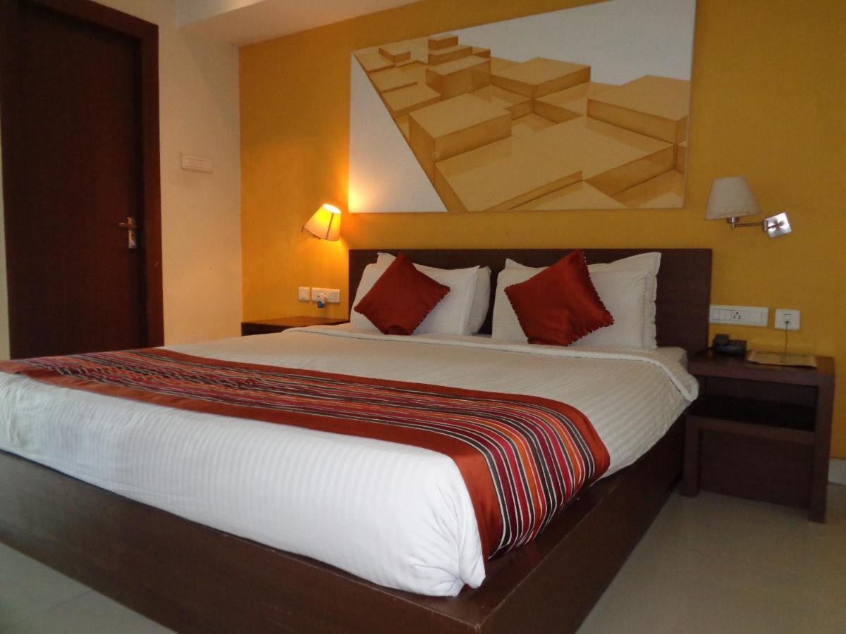 Orbit Hotel - Bagdogra Eksteriør bilde