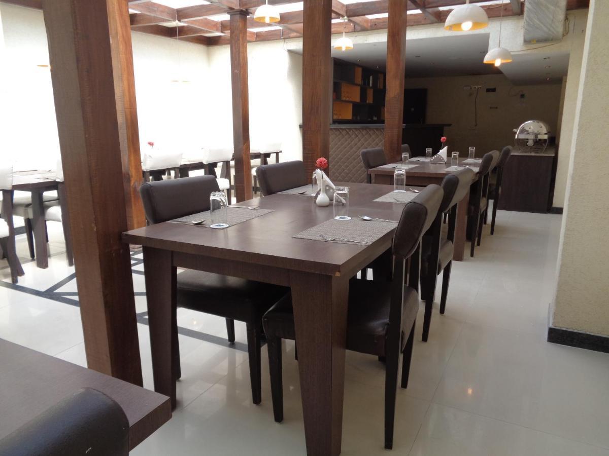 Orbit Hotel - Bagdogra Eksteriør bilde