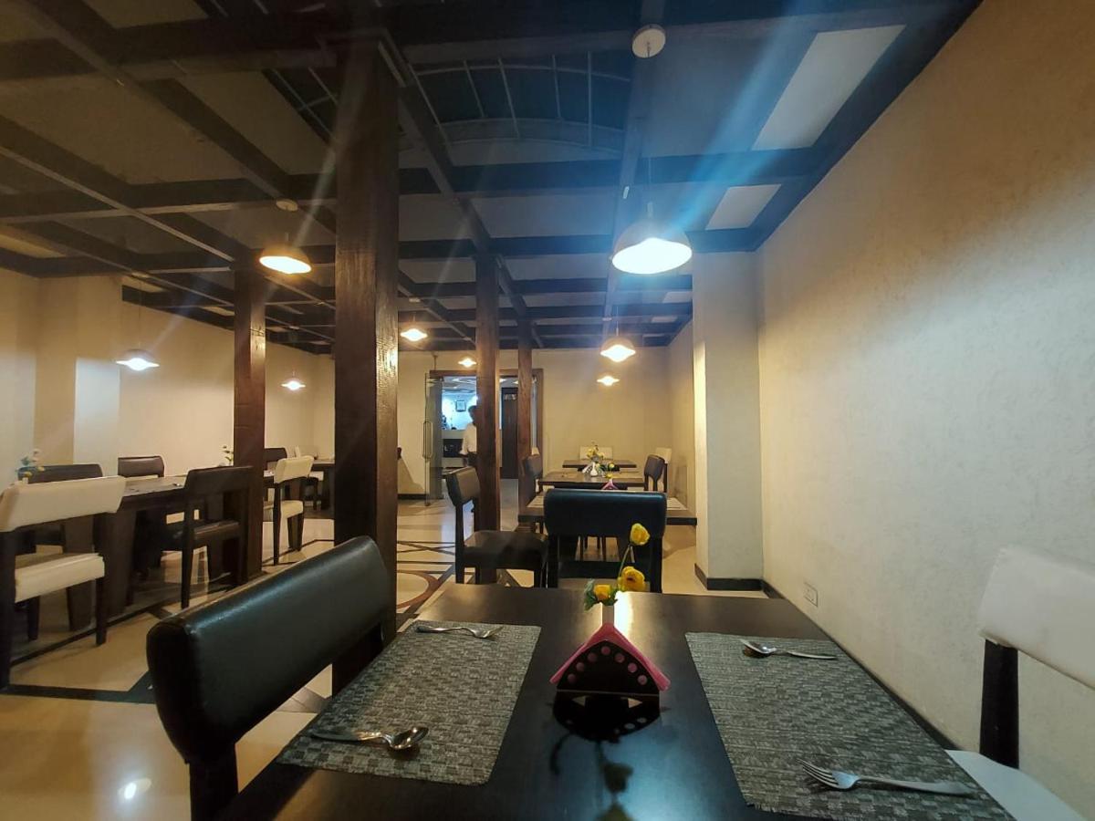 Orbit Hotel - Bagdogra Eksteriør bilde